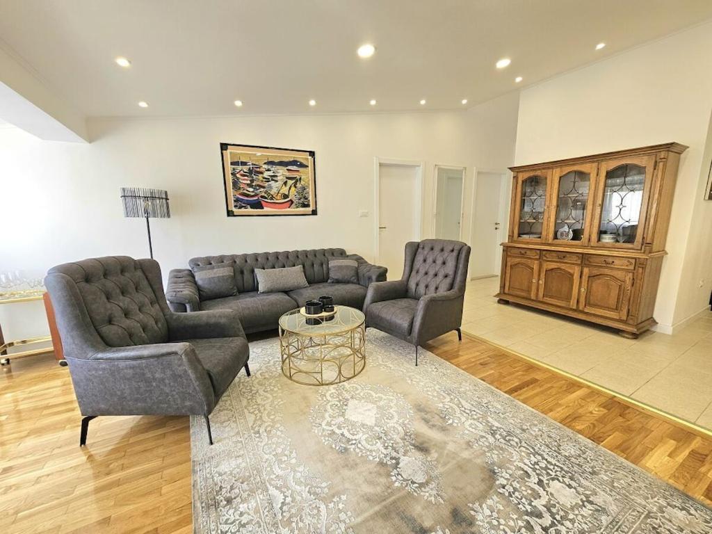 Ton I Comfortable Makarska